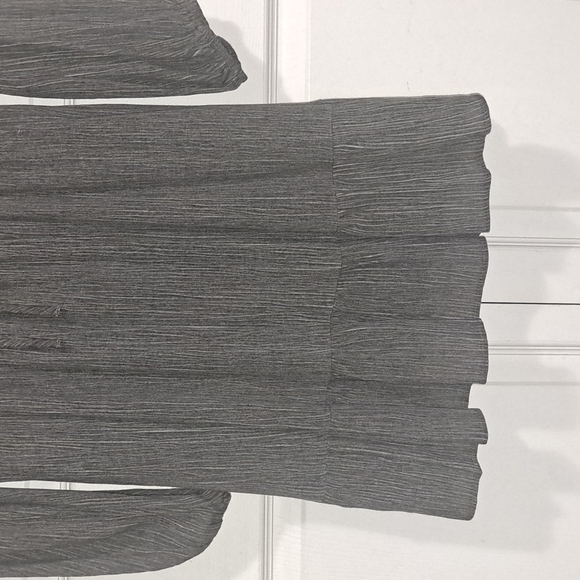 Peach Love California mini prairie style dress long sleeve v neck - small - gray - Picture 6 of 9